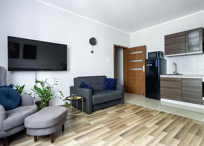 Jm 2 Station - Bosacka Street Near Old Town *